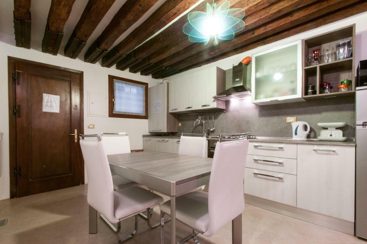 Appartamenti Ca'Giustinian Venice Exterior photo